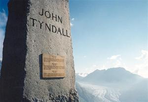 John Tyndall's grave